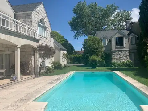 Casa en Alquiler Temporal de 5 dormitorios