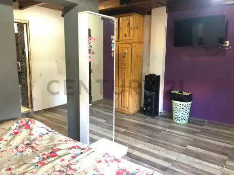 Casa 3 ambientes con 2 baños