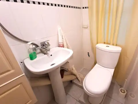 Lavalle 900, Piso 1