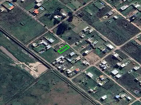 Terreno en Venta 30  mts Fondo