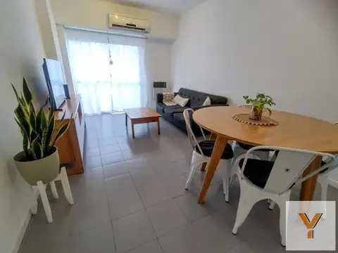 Departamento en venta - 2 Dormitorios 1 Baño - Villa Riachuelo