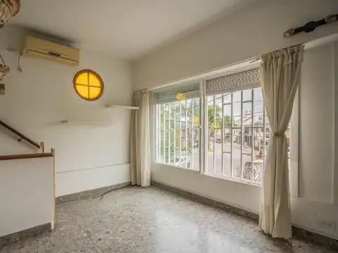 OPORTUNIDAD DE INVERSIÓN | PH CASA | 4 AMBIENTES | TERRAZA | RAMOS MEJIA