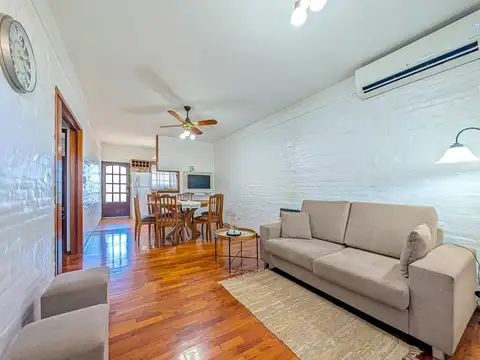 CASA EN VENTA P.A. 2 DORMITORIOS Y COCHERA