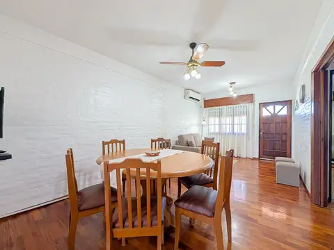 Depto Tipo Casa en Venta de 3 ambientes