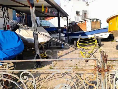 Avenida Santiago de Liniers esquina Pirovano