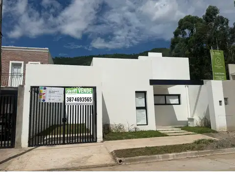 PH en venta Barrio Universidad Católica, Los Profesionales