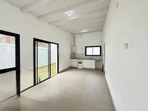 Depto Tipo Casa en Venta de 2 ambientes