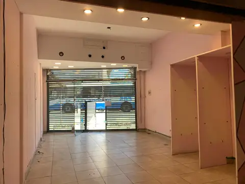 Local en Venta 30 años