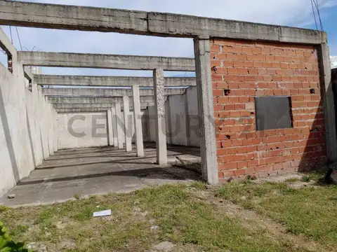 VENTA TERRENO CON CONSTRUCCIÓN