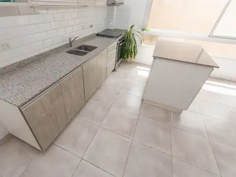 Depto Tipo Casa en Venta con 1 cocheras