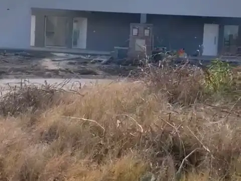 Casa  en Venta en Casas de Santa Guadalupe, Casas del Este, Pilar del Este