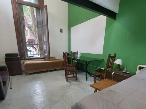 2 VIVIENDAS EN PLANTA BAJA - A RECICLAR - LOTE PROPIO 10 X 21,65 MTS.- CON PATIO - COCHERA -