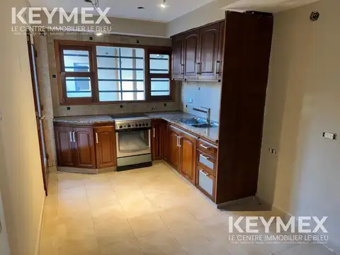 Casa en Venta en Villa Sarmiento, USD 168.000