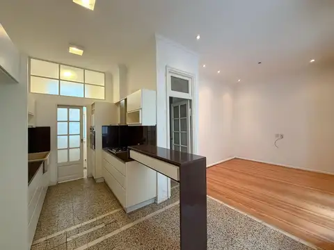 Departamento 9 ambientes con 3 baños