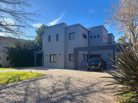 Casa en Venta de 3 dormitorios