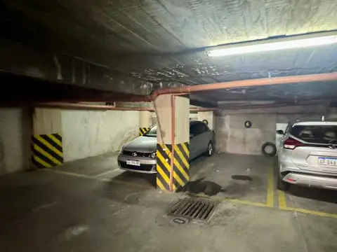 VENTA COCHERA CÉNTRICA EXCELENTE INVERSIÓN
