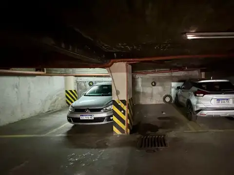 VENTA COCHERA CÉNTRICA EXCELENTE INVERSIÓN