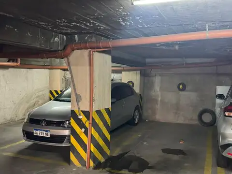 VENTA COCHERA CÉNTRICA EXCELENTE INVERSIÓN
