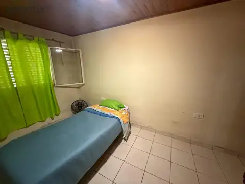 Propiedad de 2 habitaciones y amplio patio