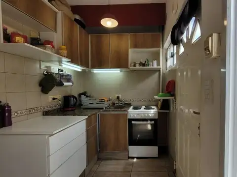 Depto Tipo Casa 3 ambientes con 2 baños