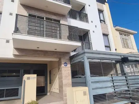 Venta de Dúplex en Dorrego – Edificio Regio Dorreg