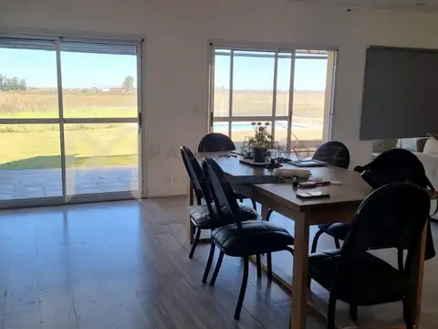 Casa  en Venta en Barrio Privado el Ensueño, Escobar, G.B.A. Zona Norte