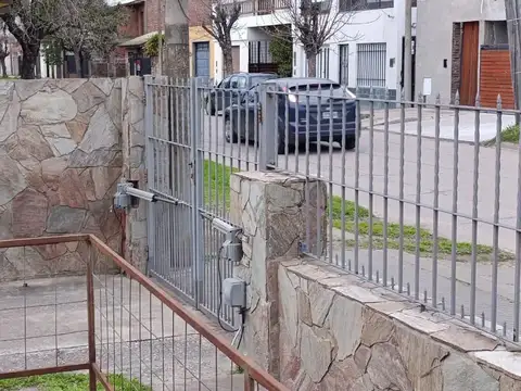 Joaquin V. González 100