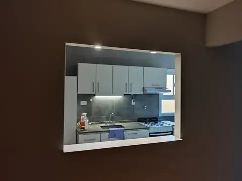 Llavallol 3500, Piso 1