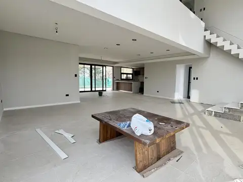 Casa en Venta al Oeste