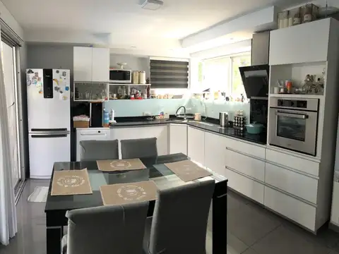 Casa - Venta - Manuel B Gonnet