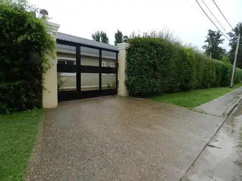 Casa  en Venta en Open Door, Luján, G.B.A. Zona Oeste