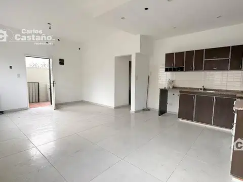 Exc. PH 3 Amb. a Nuevo con Entrada Independiente y Sin Expensas