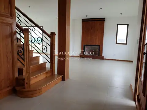 Casa en Alquiler al Norte