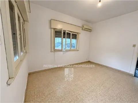Depto Tipo Casa en Alquiler de 3 ambientes