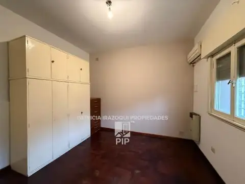 Depto Tipo Casa en Alquiler de 2 dormitorios