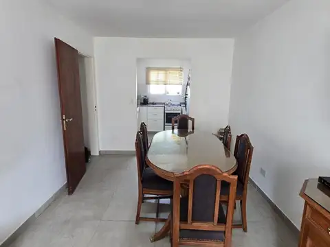 Depto Tipo Casa 4 ambientes con 1 baño