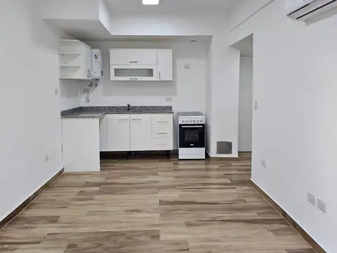 Avenida Intendente Pagano 2000 200, Piso 1