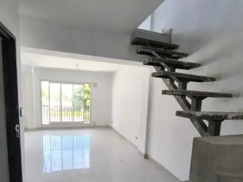Venta duplex de un dormitorio contrafrente