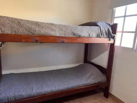 Departamento 4 ambientes con 2 baños