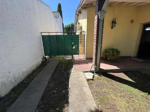 Casa en Venta en Villa Santos Tesei, USD 95.000