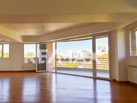 Departamento 5 ambientes con 3 baños