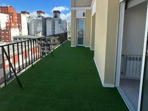 DEPARTAMENTO 4 AMBIENTES CON DEPENDENCIA Y TERRAZA PRIVADA