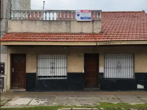 Casa en Venta - 2 Dormitorios 1 Baño - 400mts - Lanús