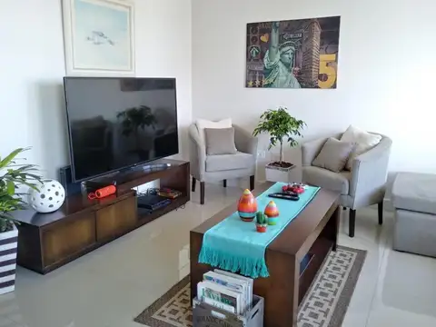 Departamento 4 ambientes con 3 baños