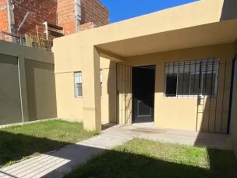 Casa en Alquiler en Merlo Sur, Merlo