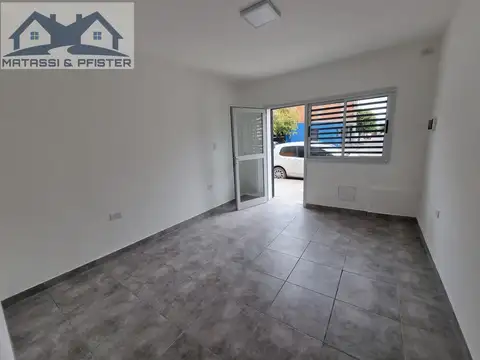 Urquiza 1400 oficina/ locales comerciales