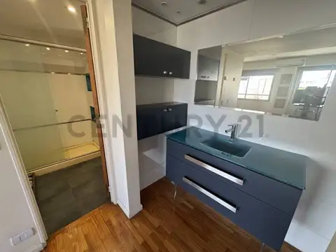 VENTA DEPARTAMENTO 3 AMBIENTES  MUY AMPLIO CON BALCON EN BARRIO NORTE