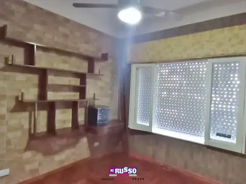 Depto Tipo Casa en Venta 25 años