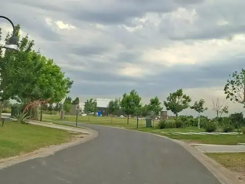 Lote interno en El Naudir Aguas Privadas