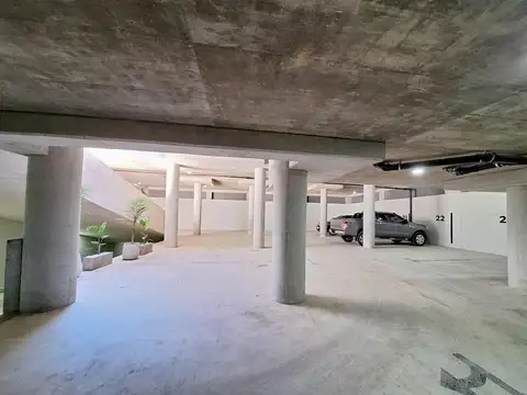 COCHERA EDIFICIO "GRUPO VISTAS"